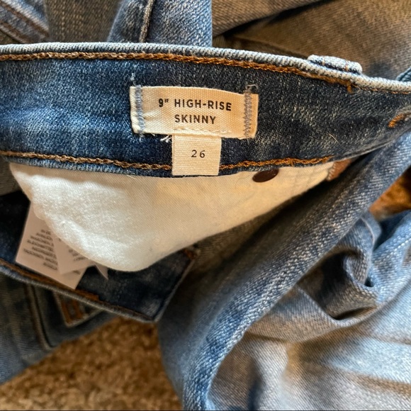 Madewell- 9inch high rise deconstructed skinny jean - Picture 4 of 4